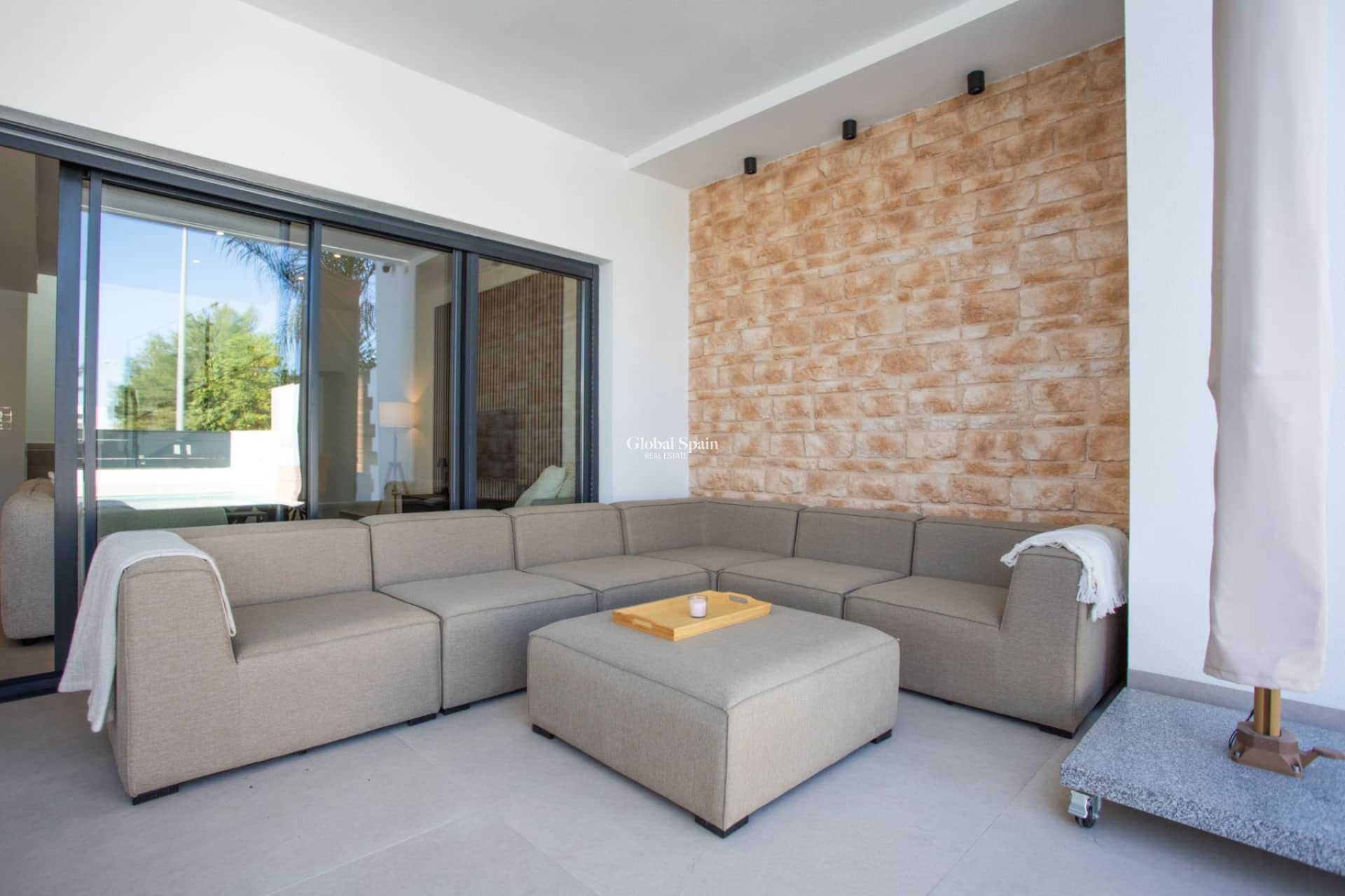 Wederverkoop - VILLA -
DOLORES - Costa Blanca