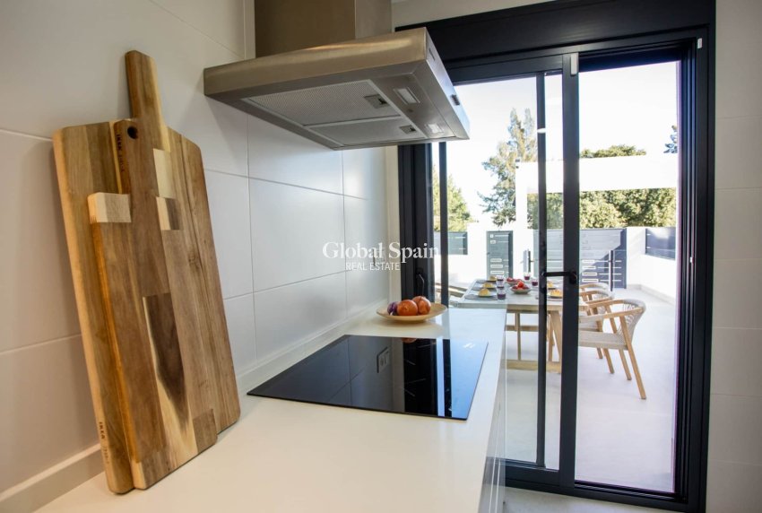 Wederverkoop - VILLA -
DOLORES - Costa Blanca