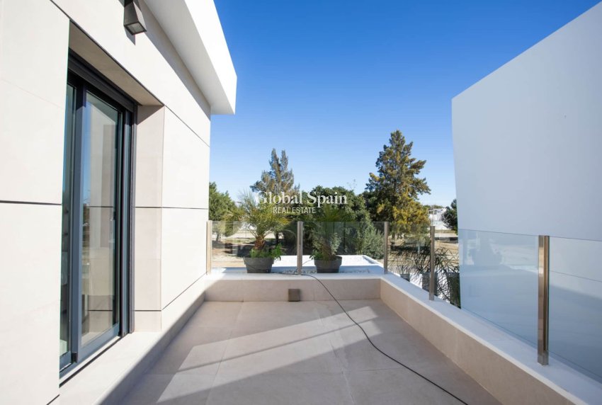 Wederverkoop - VILLA -
DOLORES - Costa Blanca