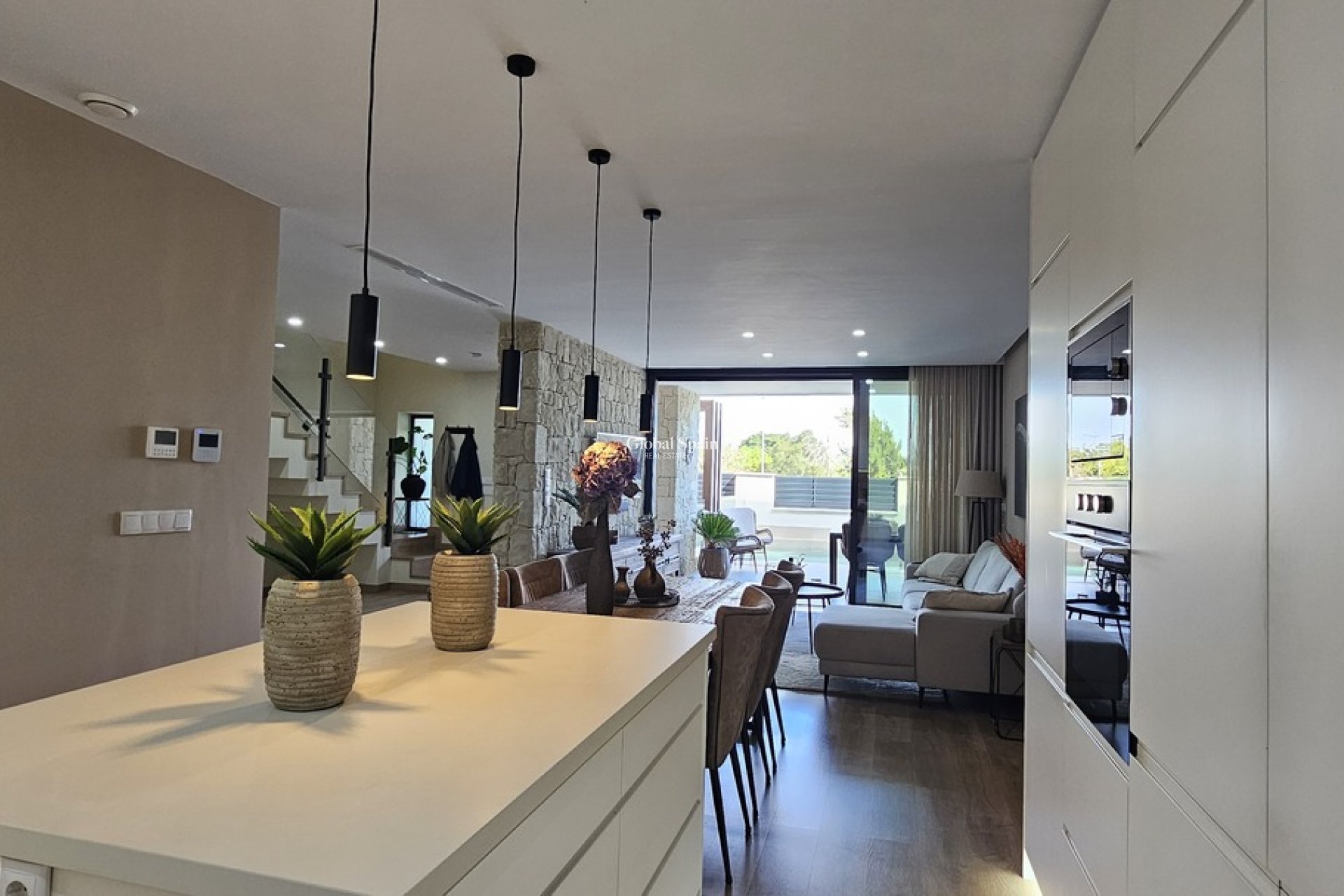 Wederverkoop - VILLA -
DOLORES - Sector 4