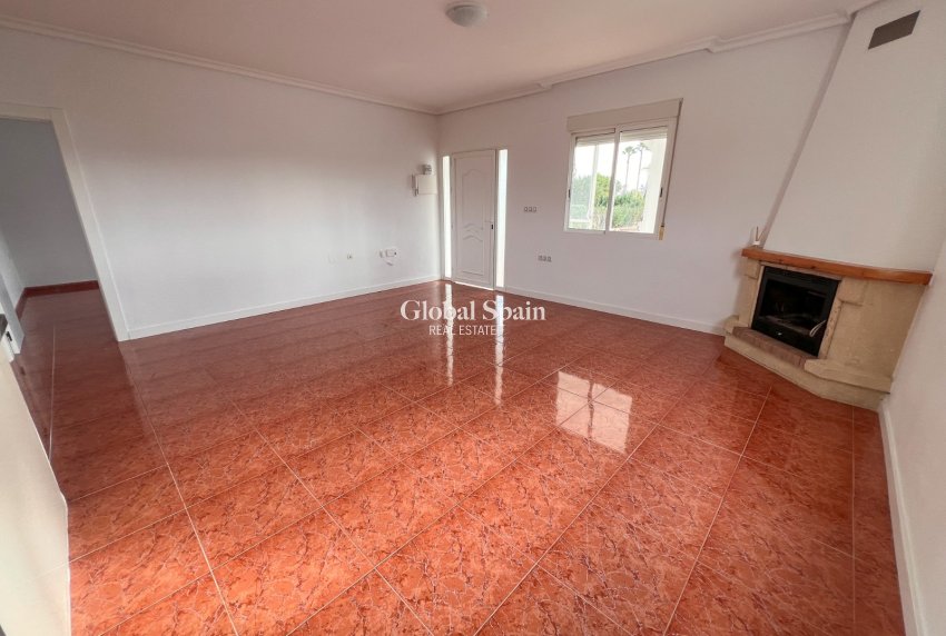 Wederverkoop - VILLA -
DOLORES