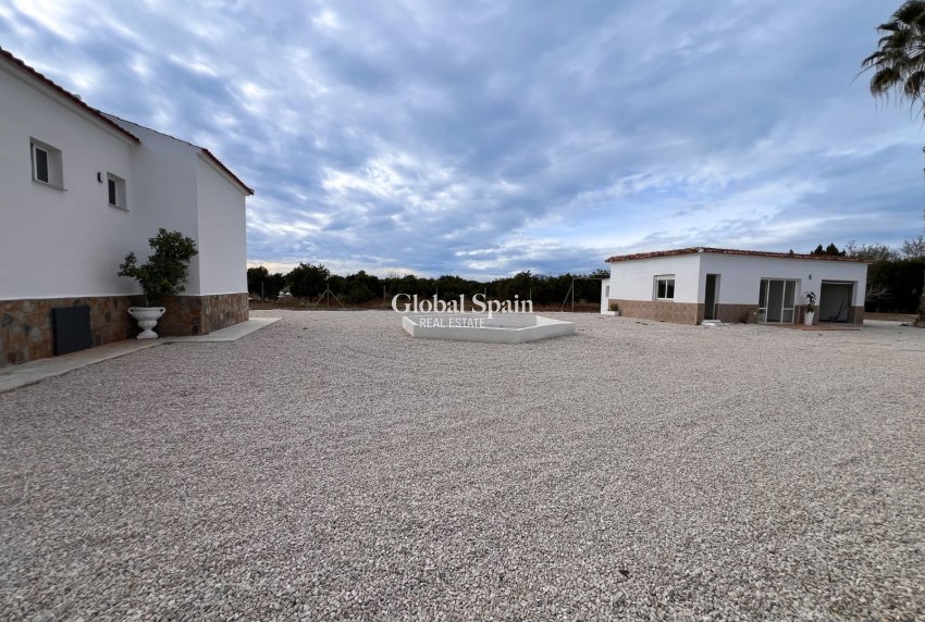 Wederverkoop - VILLA -
DOLORES