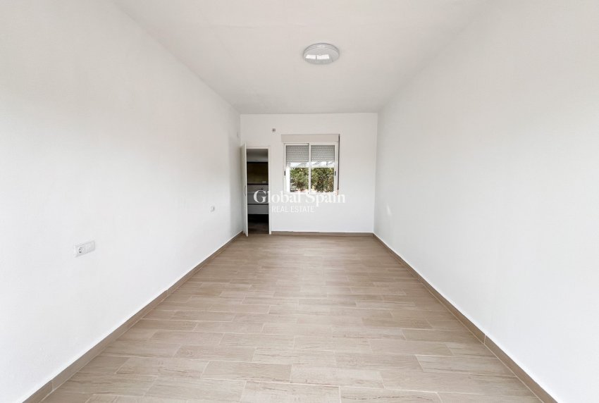 Wederverkoop - VILLA -
DOLORES