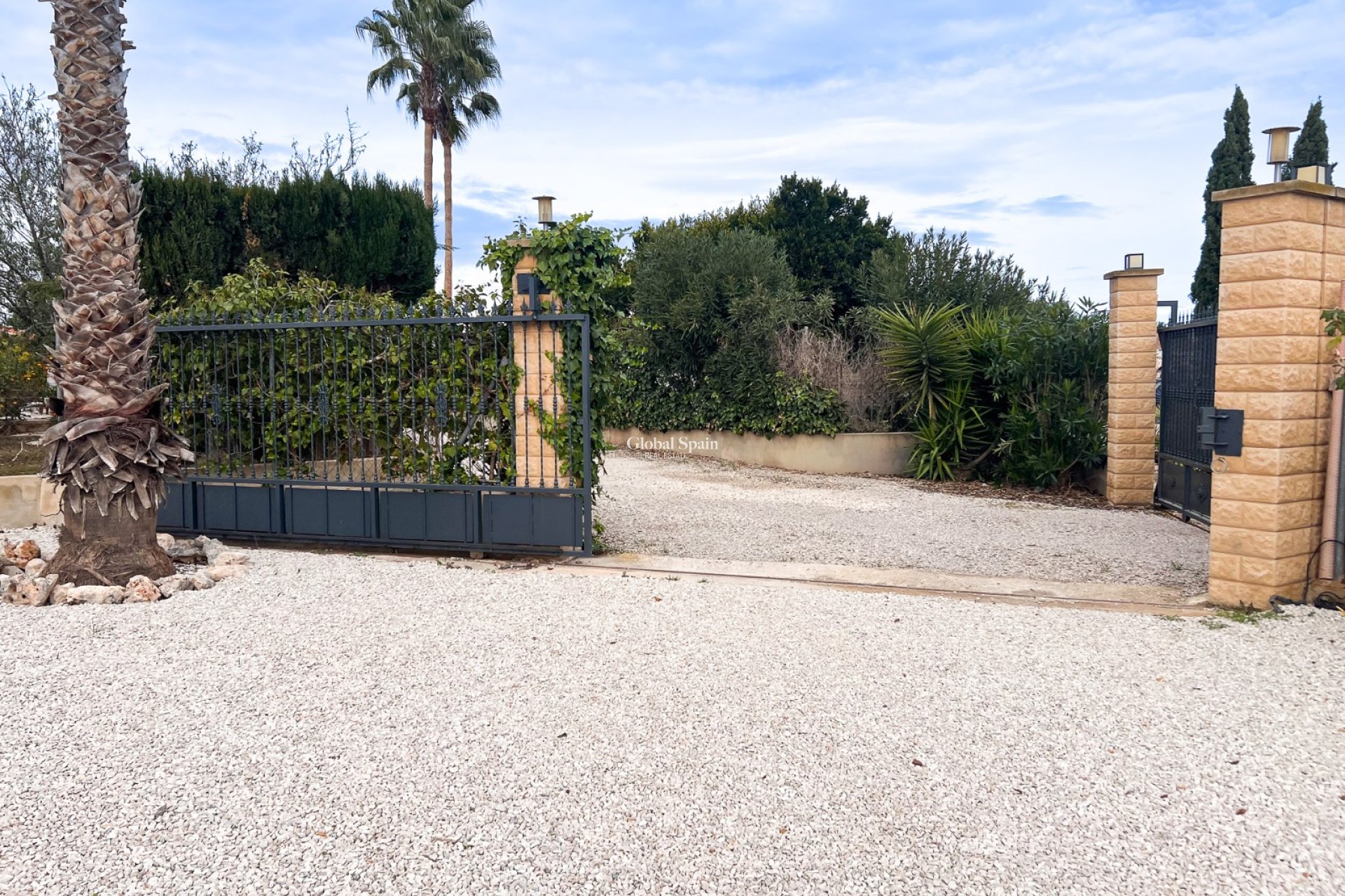 Wederverkoop - VILLA -
DOLORES