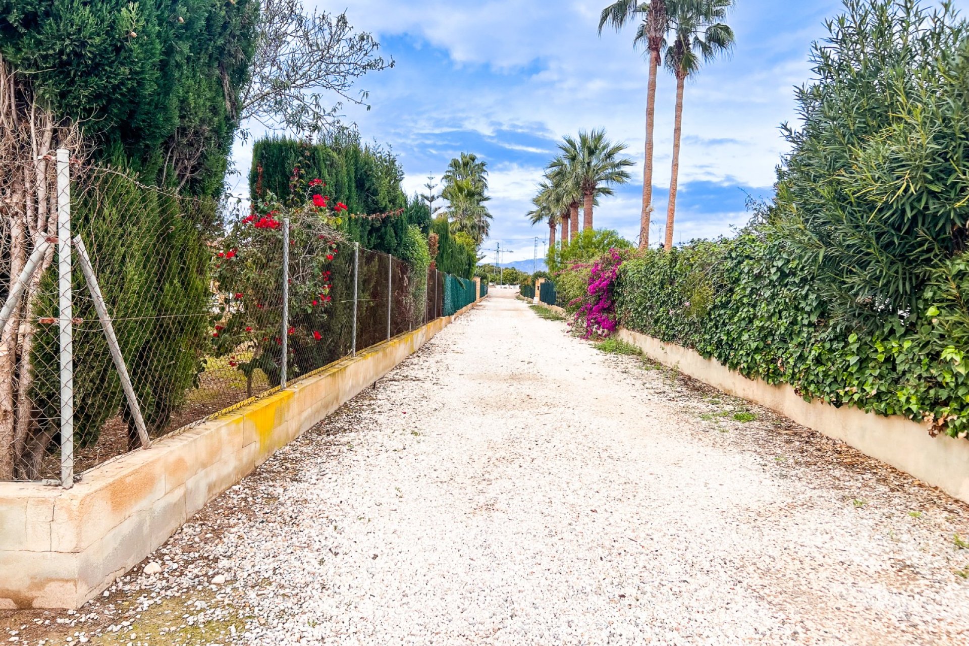 Wederverkoop - VILLA -
DOLORES