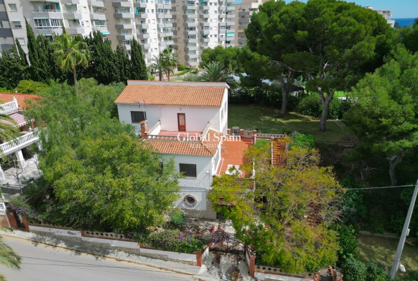 Wederverkoop - VILLA -
EL CAMPELLO - Costa Blanca