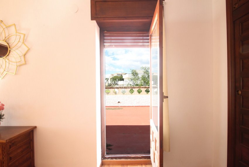 Wederverkoop - VILLA -
EL CAMPELLO - Costa Blanca