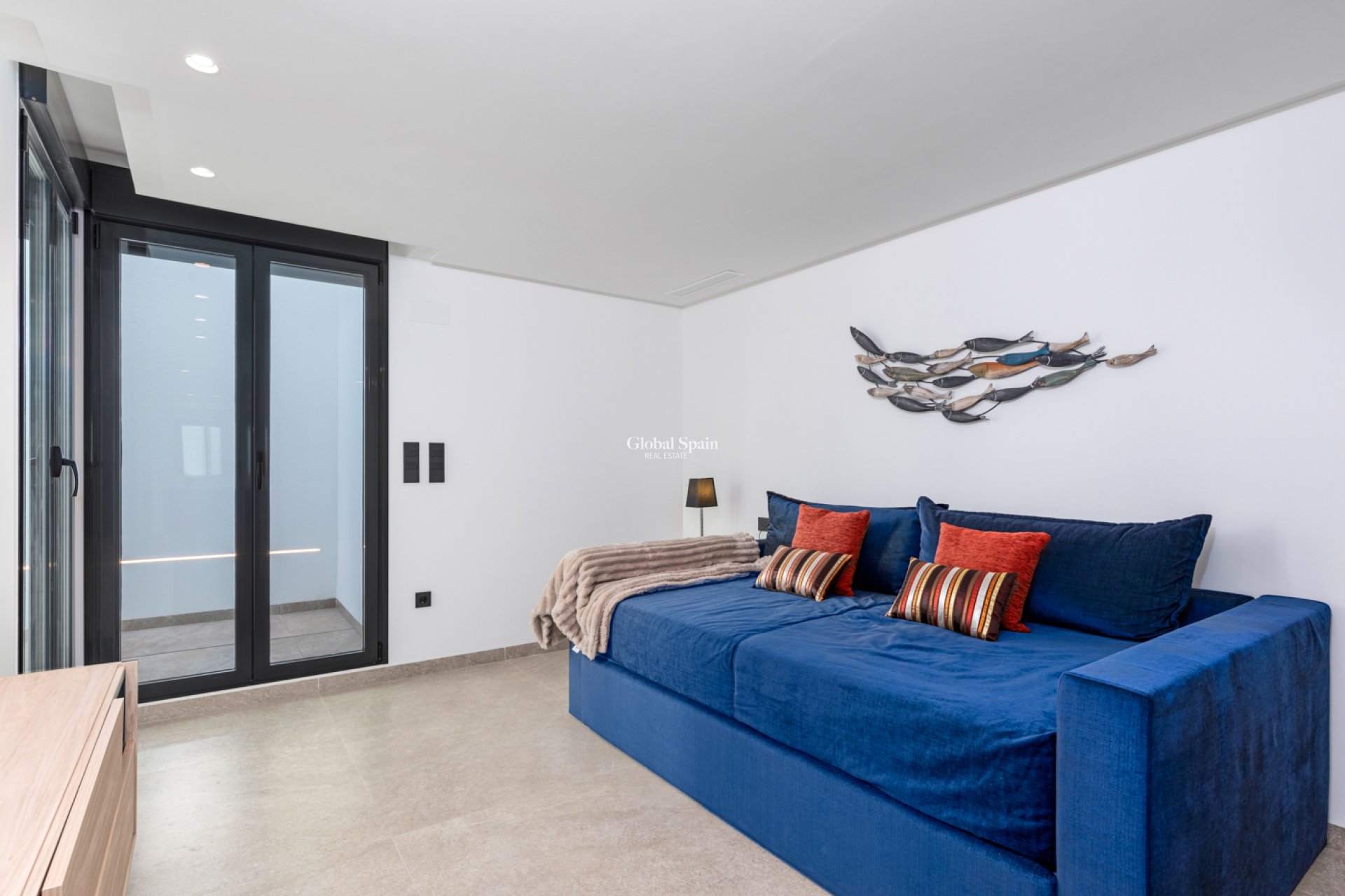 Wederverkoop - VILLA -
EL CAMPELLO - El Amerador