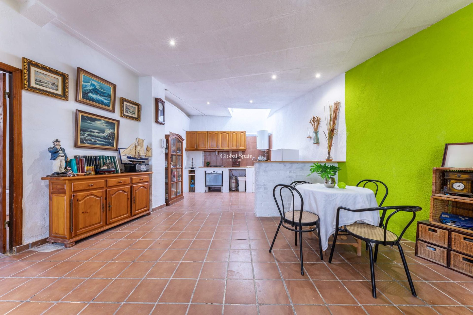 Wederverkoop - VILLA -
EL CAMPELLO - Pueblo Acantilado - Lanuza