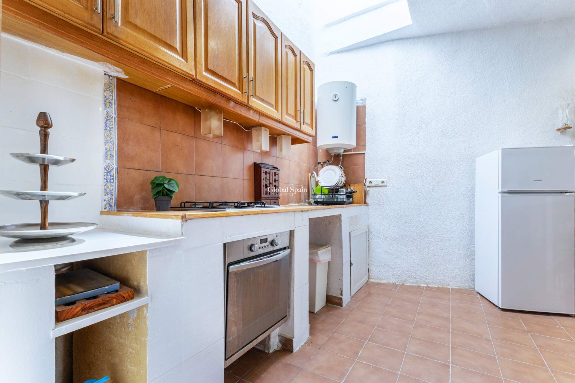 Wederverkoop - VILLA -
EL CAMPELLO - Pueblo Acantilado - Lanuza