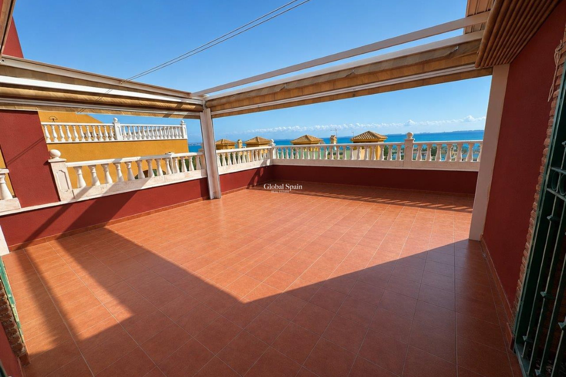 Wederverkoop - VILLA -
El Carmoli - Costa Calida