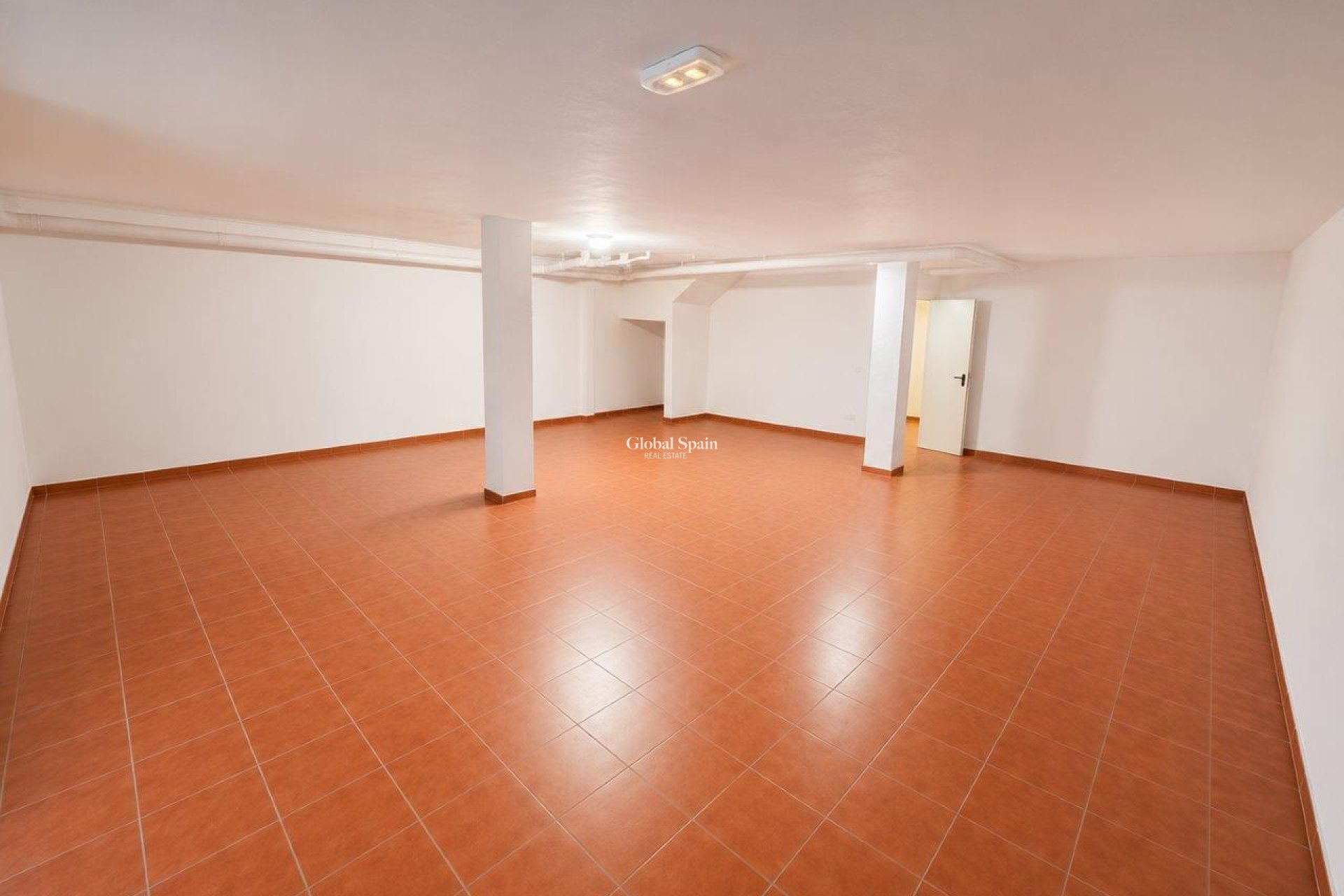 Wederverkoop - VILLA -
El Carmoli - Costa Calida