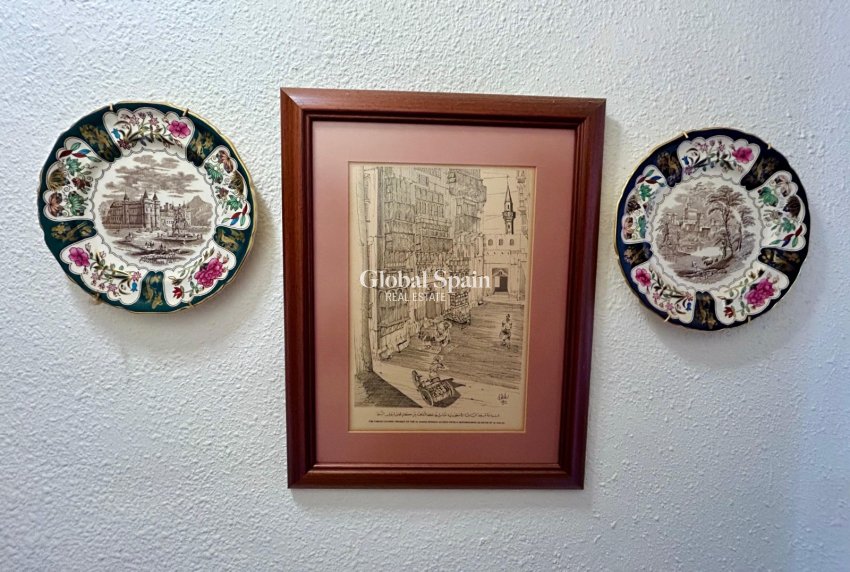 Wederverkoop - VILLA -
EL CHAPARRAL - Inland