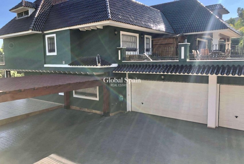 Wederverkoop - VILLA -
EL PALMAR - El Palmar