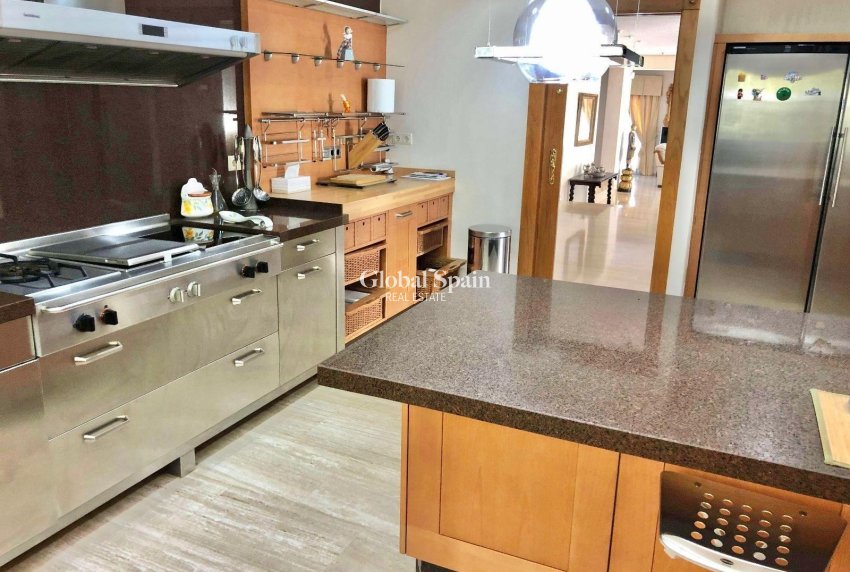 Wederverkoop - VILLA -
EL PALMAR - El Palmar