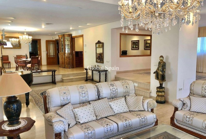 Wederverkoop - VILLA -
EL PALMAR - El Palmar