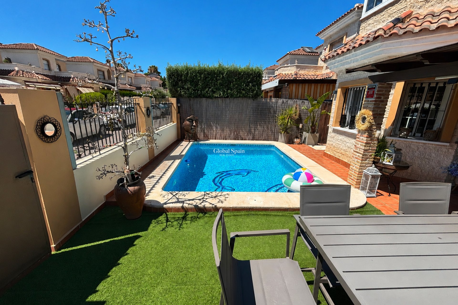 Wederverkoop - VILLA -
EL RASO - Costa Blanca