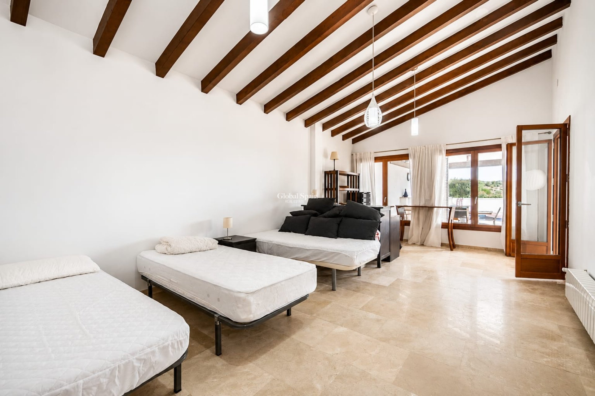 Wederverkoop - VILLA -
El Valle Golf Resort - Inland