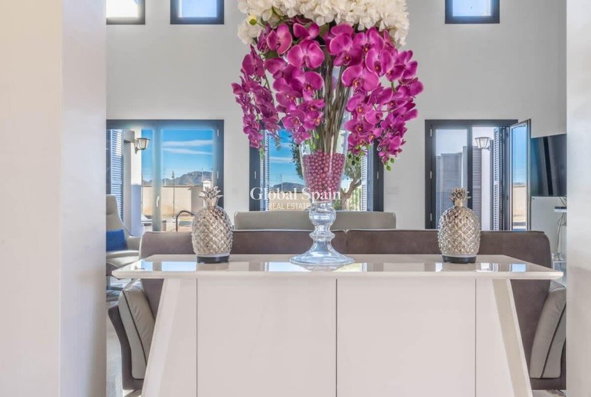 Wederverkoop - VILLA -
El Valle Golf Resort - Inland