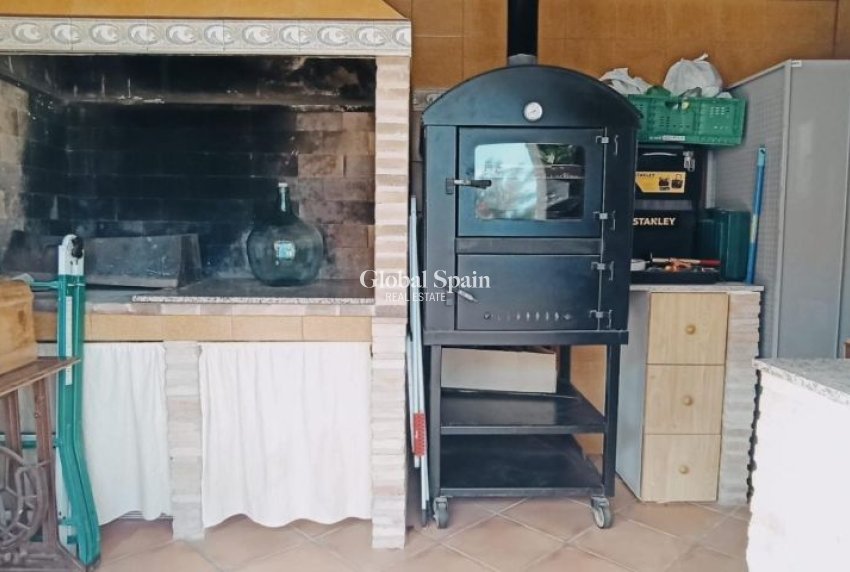 Wederverkoop - VILLA -
ELCHE - Costa Blanca