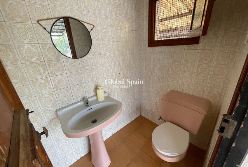 Wederverkoop - VILLA -
ELCHE - Costa Blanca