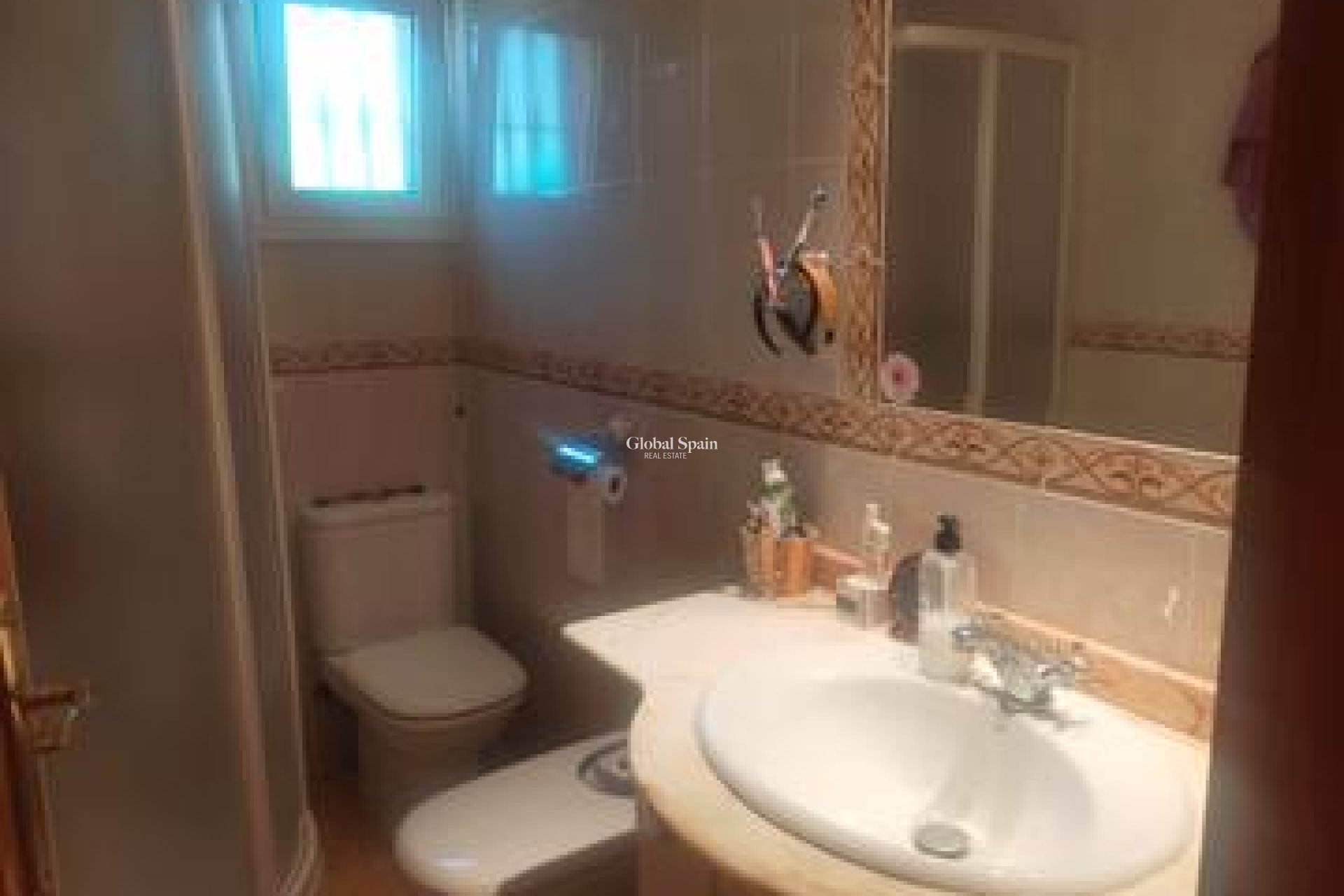 Wederverkoop - VILLA -
ELCHE - Costa Blanca