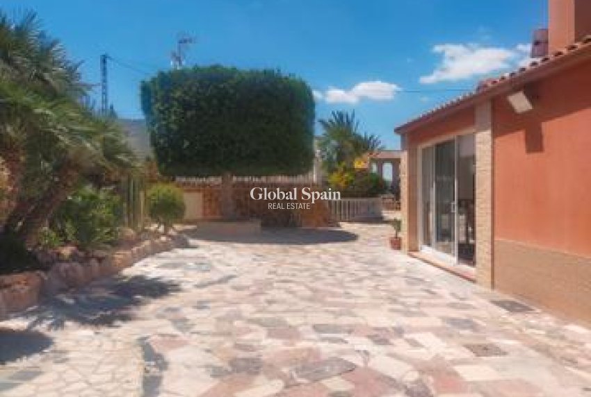 Wederverkoop - VILLA -
ELCHE - Costa Blanca