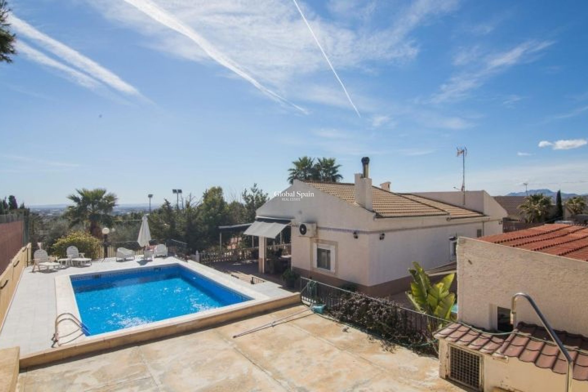 Wederverkoop - VILLA -
ELCHE - Costa Blanca