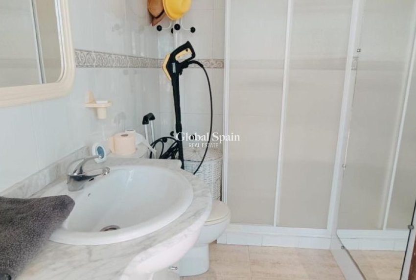 Wederverkoop - VILLA -
ELCHE - Costa Blanca