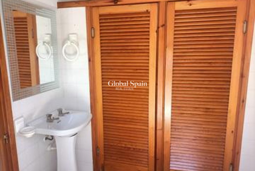 Wederverkoop - VILLA -
ELCHE - Costa Blanca