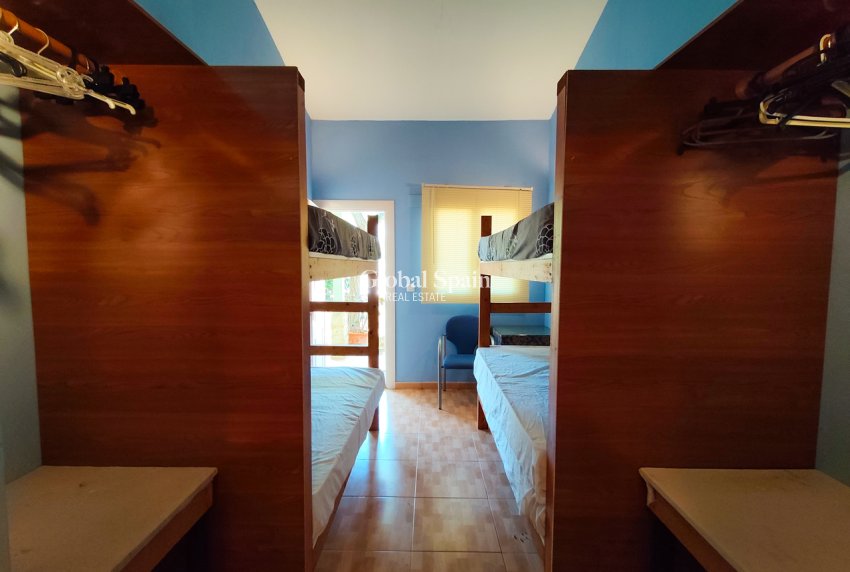 Wederverkoop - VILLA -
ELCHE - Costa Blanca