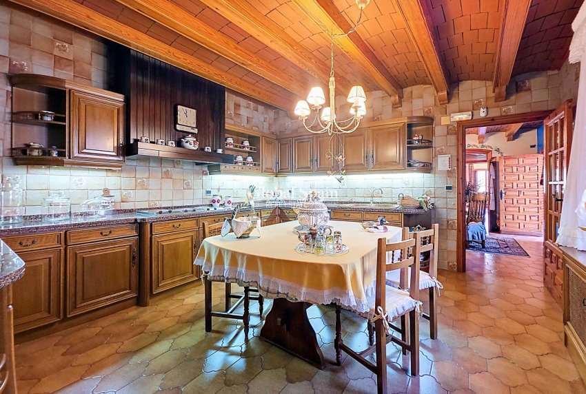 Wederverkoop - Villa -
Elda