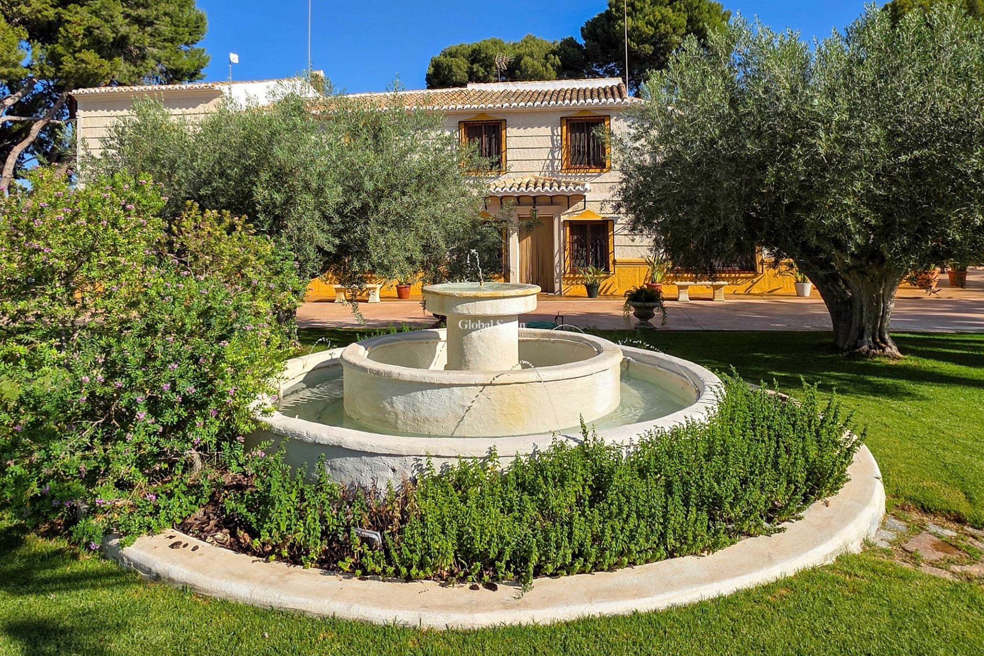 Wederverkoop - Villa -
Elda