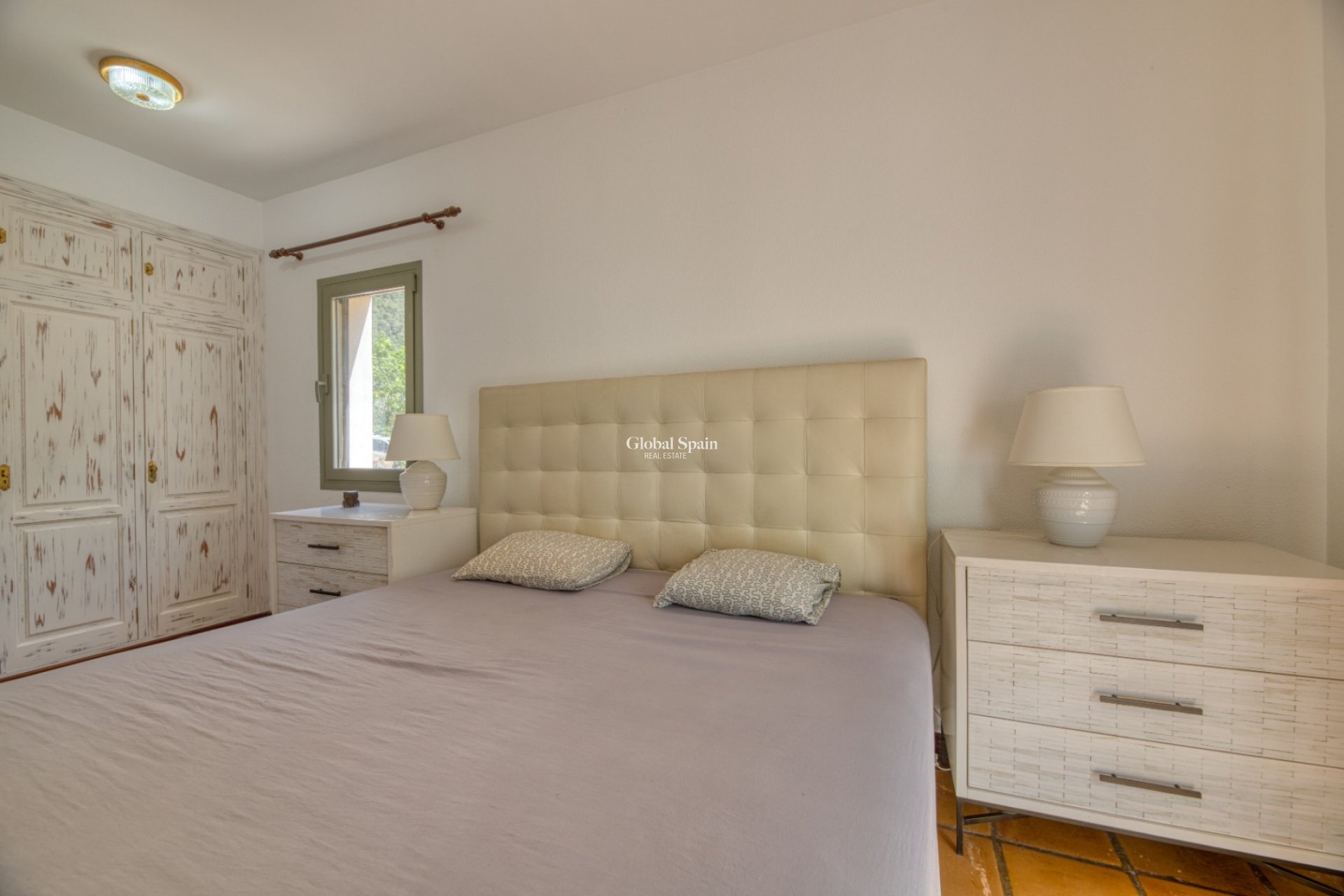 Wederverkoop - VILLA -
ESPORLES - Mallorca