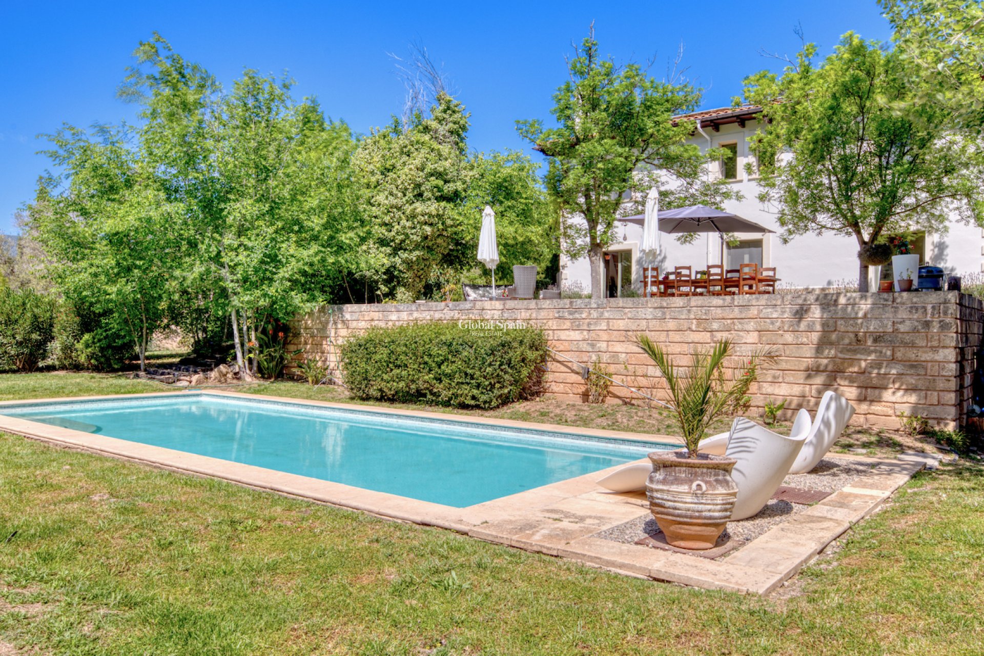 Wederverkoop - VILLA -
ESPORLES - optional location detail
