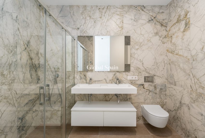 Wederverkoop - Villa -
FINESTRAT - Costa Blanca Norte