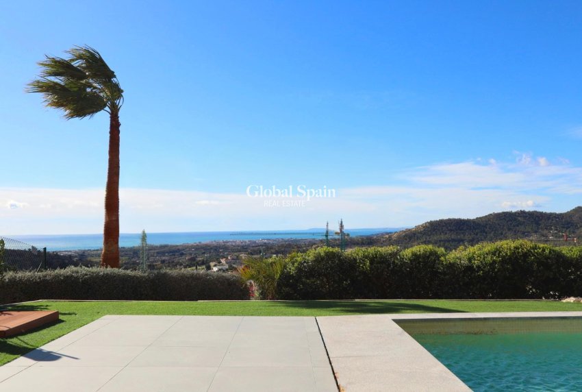 Wederverkoop - VILLA -
FINESTRAT - Costa Blanca