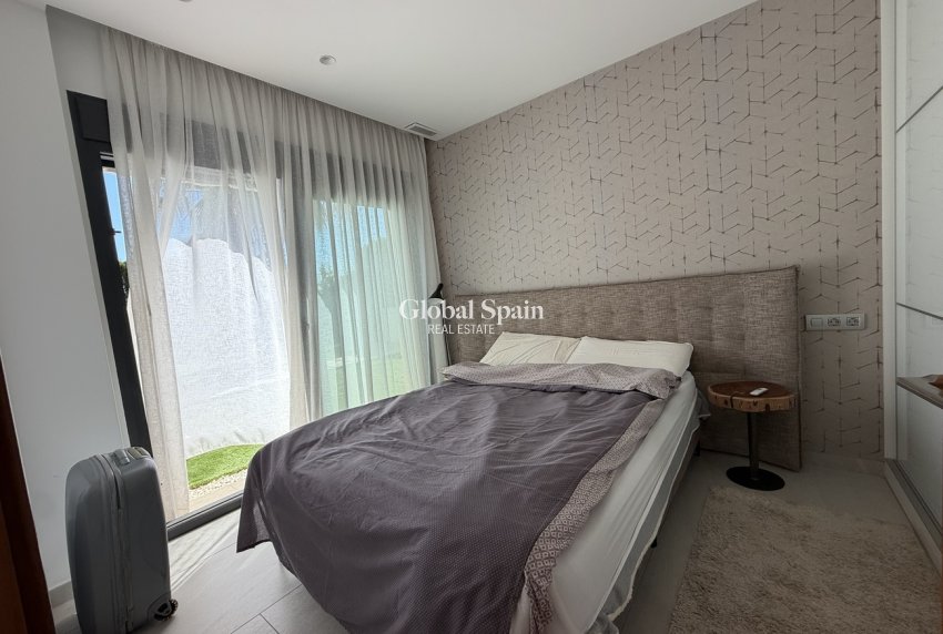 Wederverkoop - VILLA -
FINESTRAT - Costa Blanca