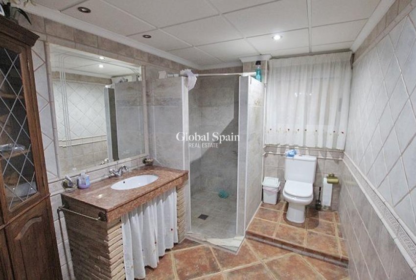 Wederverkoop - VILLA -
FORMENTERA DEL SEGURA - C- Cooperativa