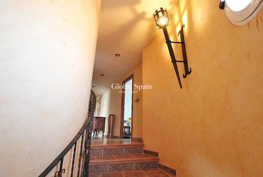 Wederverkoop - VILLA -
FORMENTERA DEL SEGURA - C- Cooperativa