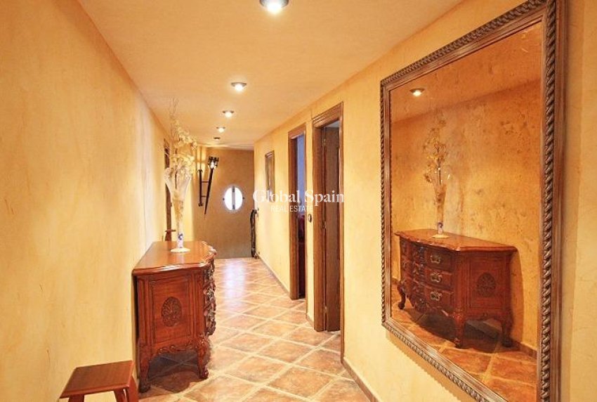 Wederverkoop - VILLA -
FORMENTERA DEL SEGURA - C- Cooperativa