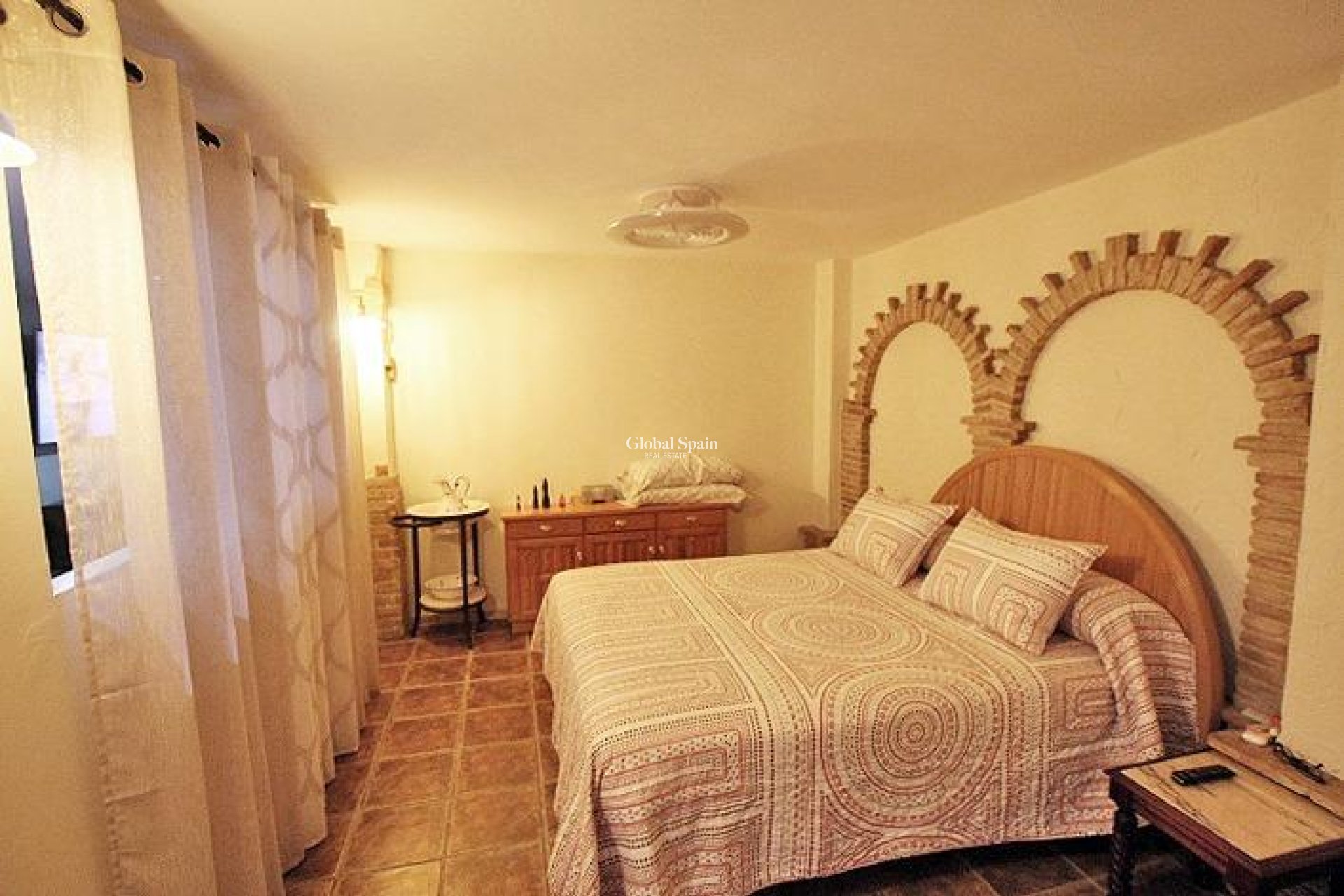 Wederverkoop - VILLA -
FORMENTERA DEL SEGURA - C- Cooperativa