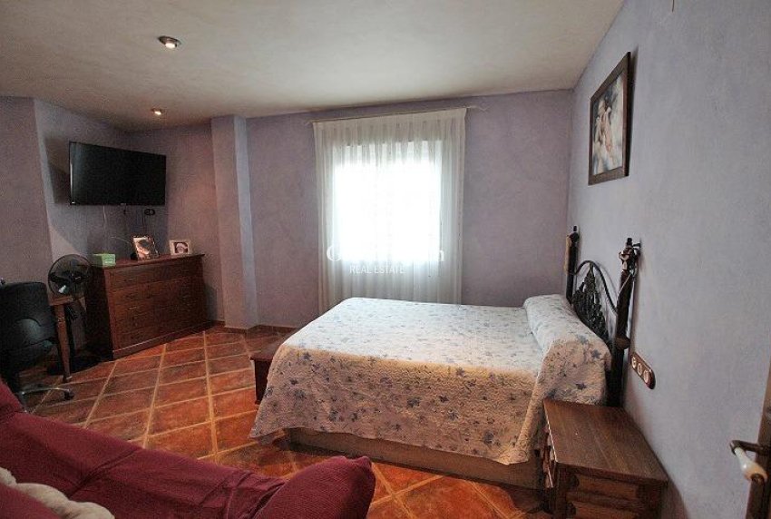 Wederverkoop - VILLA -
FORMENTERA DEL SEGURA - C- Cooperativa