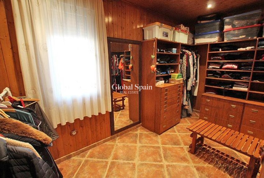 Wederverkoop - VILLA -
FORMENTERA DEL SEGURA - C- Cooperativa