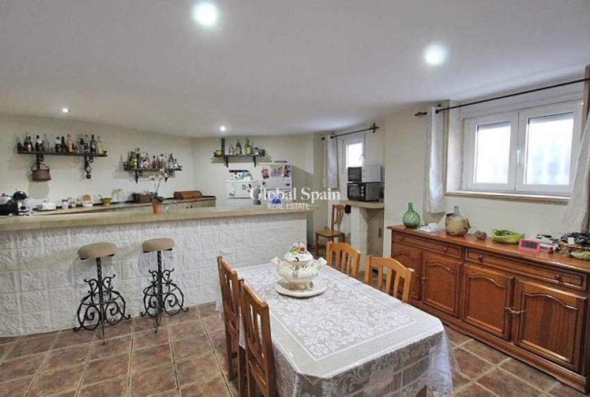 Wederverkoop - VILLA -
FORMENTERA DEL SEGURA - C- Cooperativa