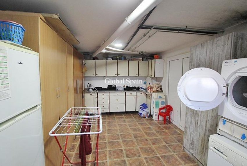 Wederverkoop - VILLA -
FORMENTERA DEL SEGURA - C- Cooperativa