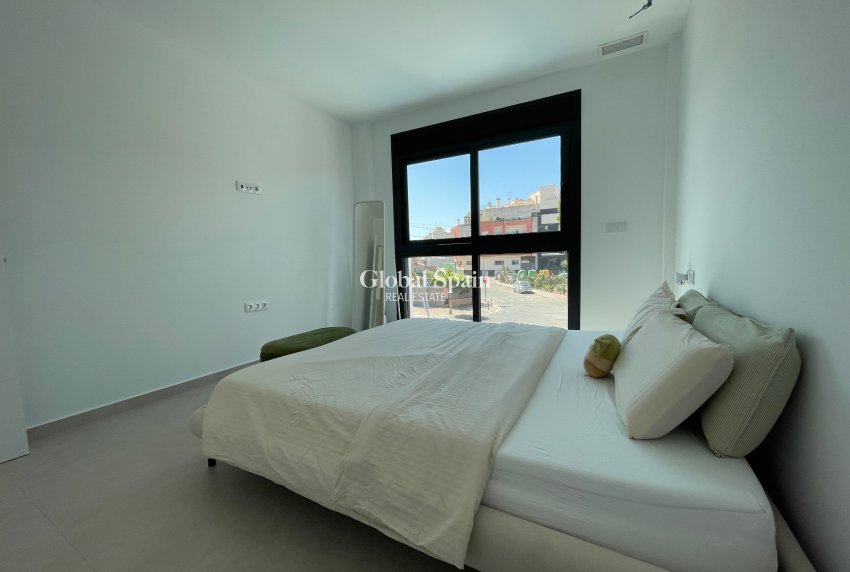 Wederverkoop - VILLA -
FORMENTERA DEL SEGURA - Costa Blanca