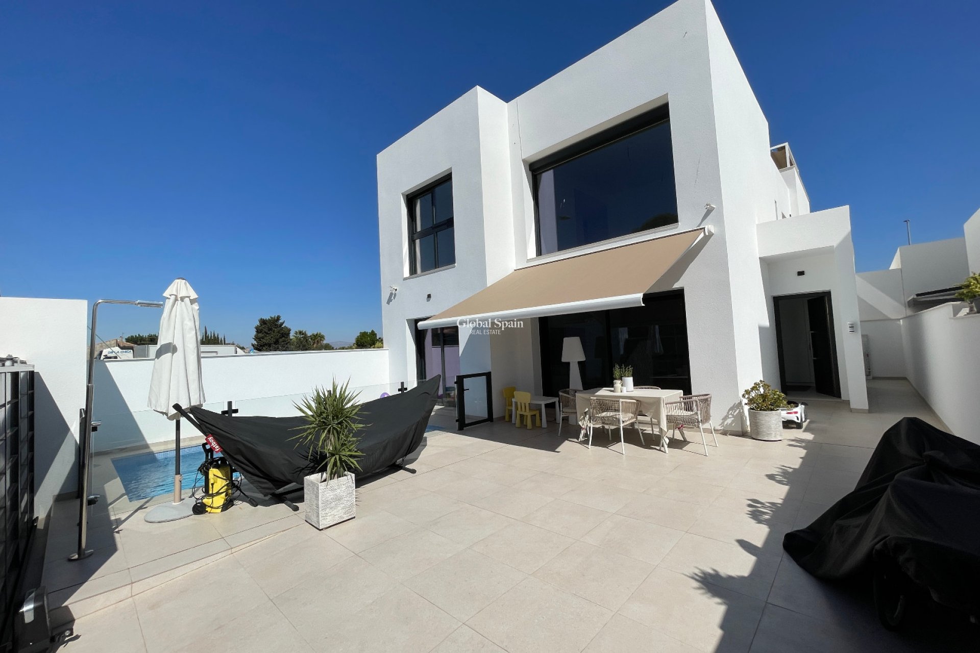 Wederverkoop - VILLA -
FORMENTERA DEL SEGURA - Costa Blanca