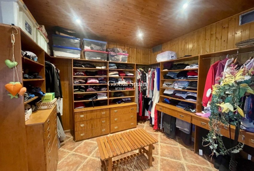Wederverkoop - VILLA -
FORMENTERA DEL SEGURA - Costa Blanca