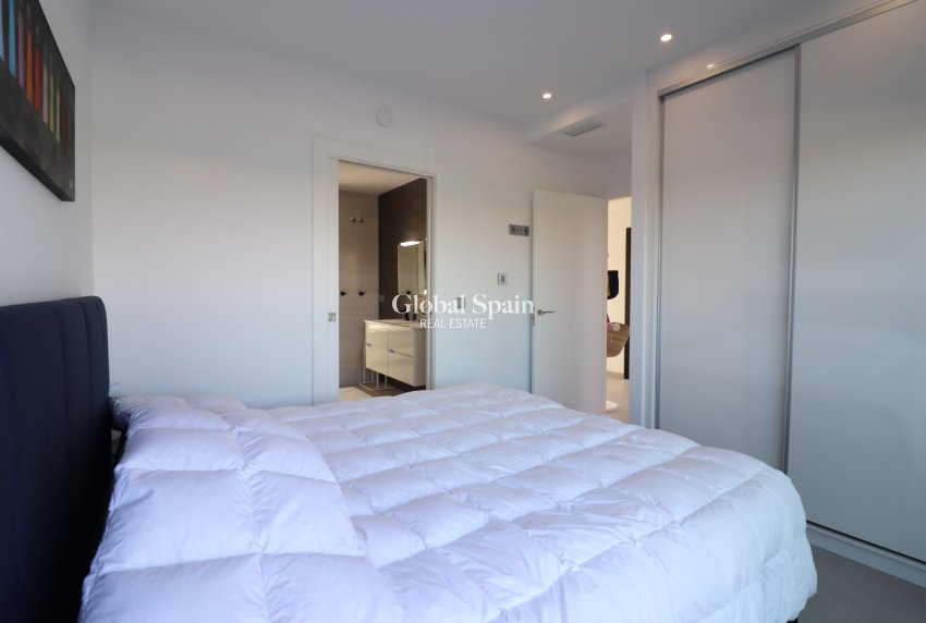Wederverkoop - VILLA -
Formentera del Segura - Fincas de La Vega